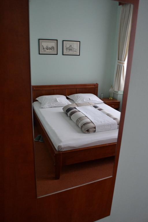 Ada Hotel Sarajevo Phòng bức ảnh